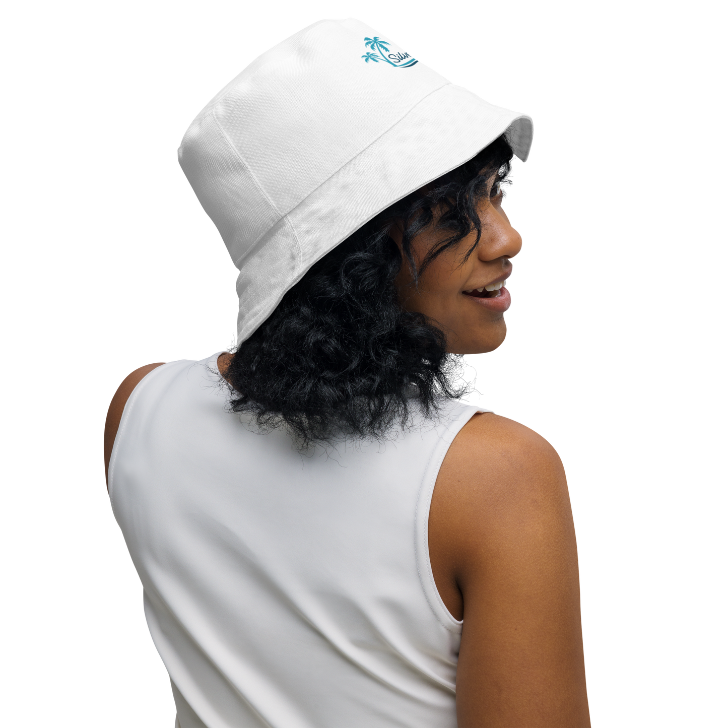 Reversible bucket hat